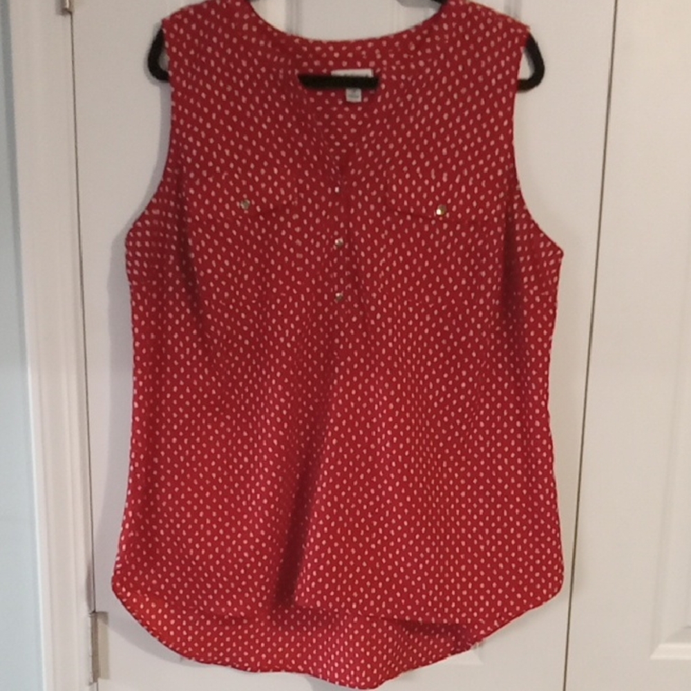 Croft & Barrow Red Sleeveless Blouse with Dots